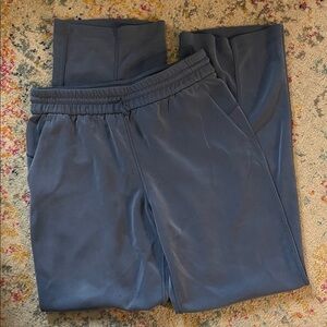 Women’s Lululemon Softstreme High-Rise Pant
Regular